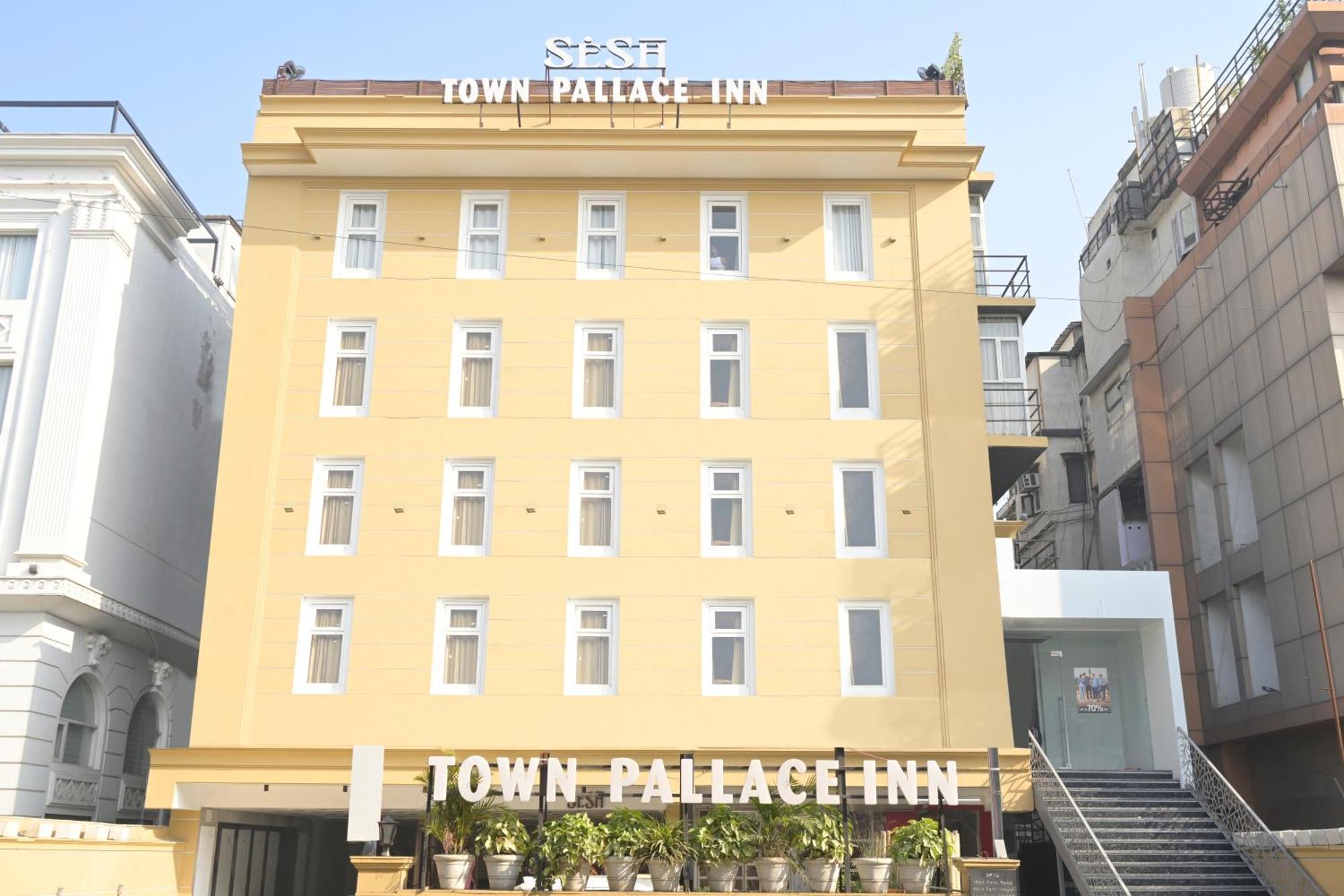 Hotel Town Grand Patel Nagar نيودلهي المظهر الخارجي الصورة