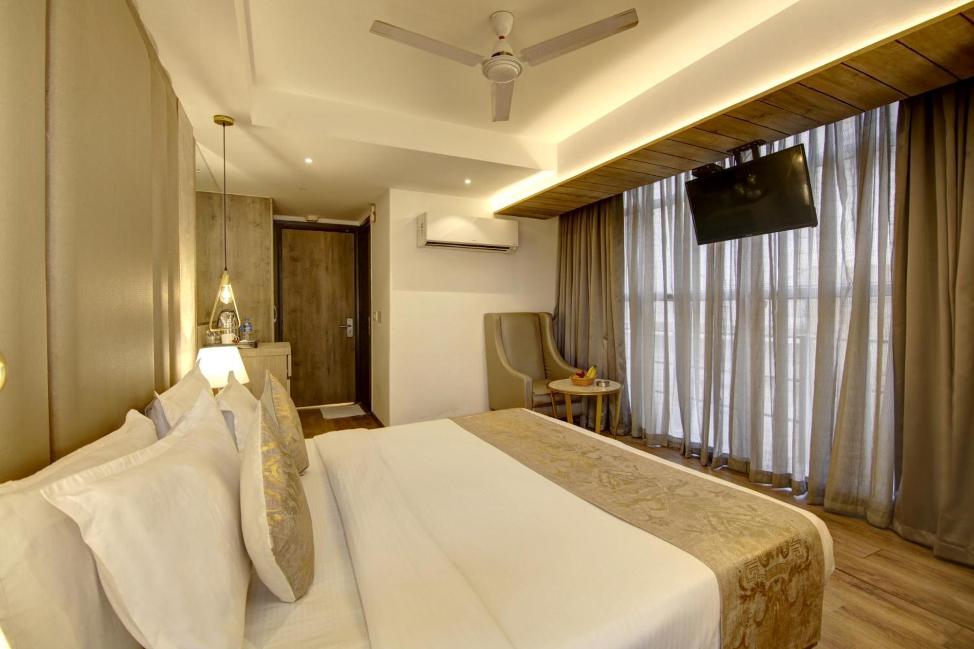 Hotel Town Grand Patel Nagar نيودلهي المظهر الخارجي الصورة