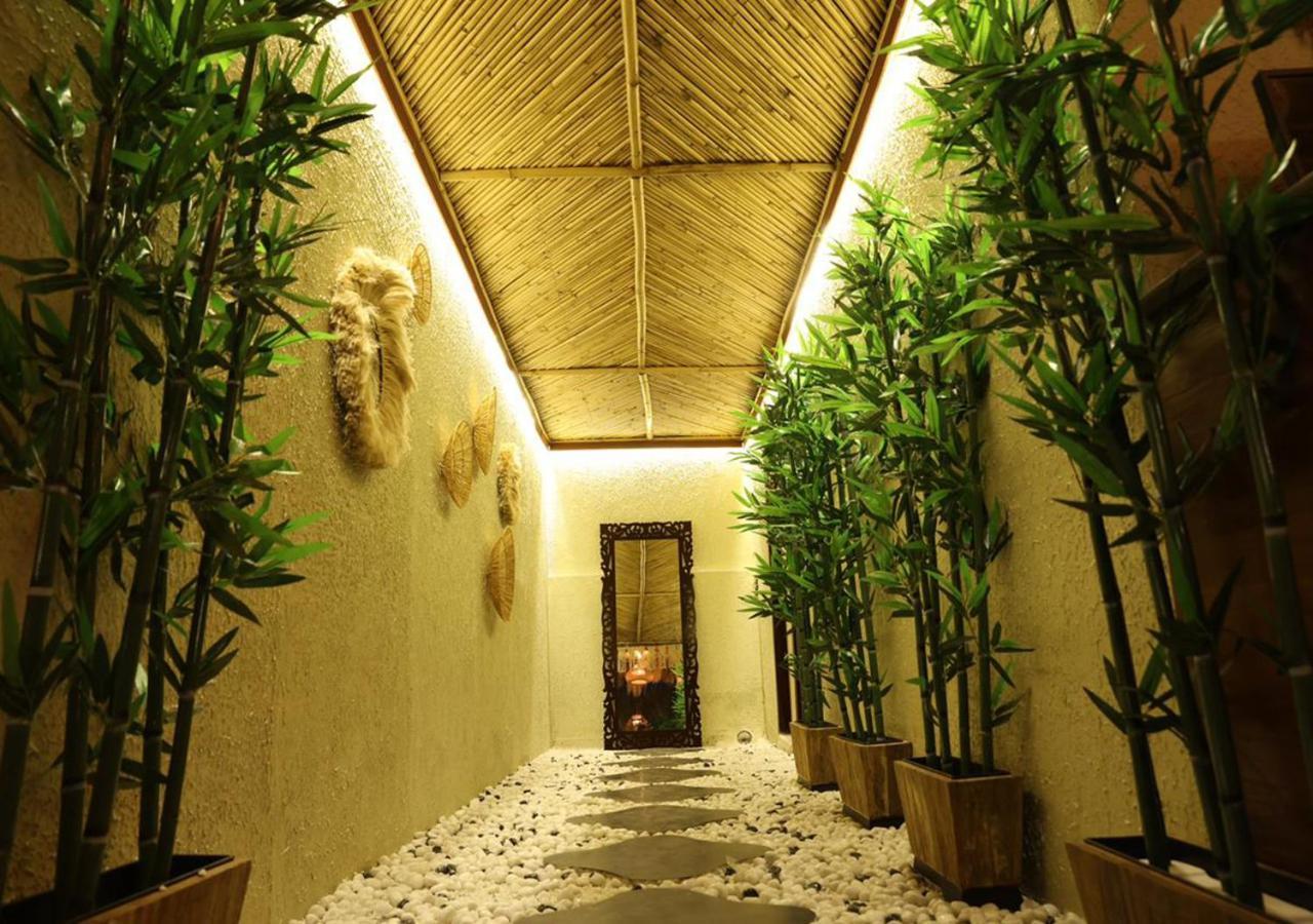 Hotel Town Grand Patel Nagar نيودلهي المظهر الخارجي الصورة